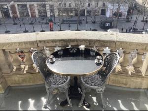 Signature Balcony Elysees
