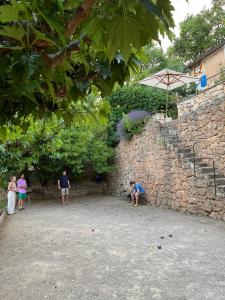 Superbe bastide provençale avec piscine rivière et terrain de pétanque