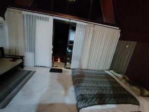 Adila private retreat