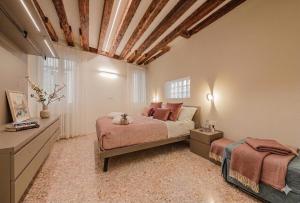 San Matteo Rialto Terrace Apt