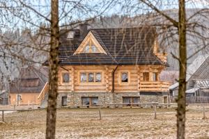 Domek w Białce z JACUZZI w ogrodzie