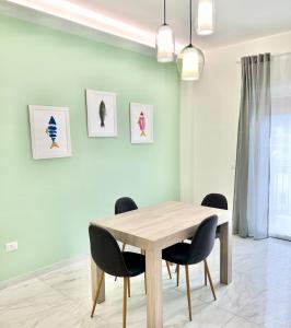 Milazzo Blu Fronte Spiaggia, Vista Eolie Verde