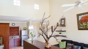 Ocean Dream Beachfront Studio with Balcony