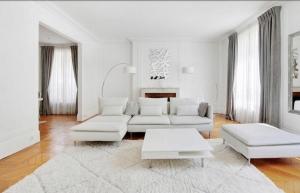 3BR Suffren Champ de Mars 96