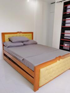 EL JAES Guesthouse 3 bdrms 10-15pax