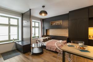 Moonlight Shadow Courtyard Studio in Old Town