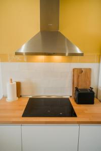 Sea View Attic Studio Modern Design AC & WiFi