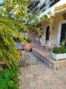 Athinas Mon Repo Apartment