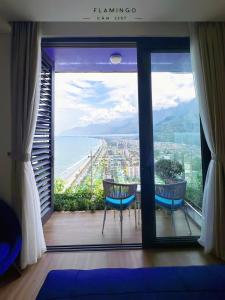 FLAMINGO Hải Tiến