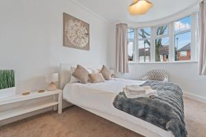 #131 Peaceful Sheldon Stay 8 - NEC BHX 10 Mins - Perfect for Contractors and Families - Free Parking