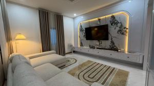 Happy Hours Pool Villa