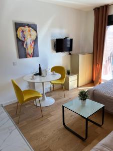 Balkan,Sunny, Cozy, New