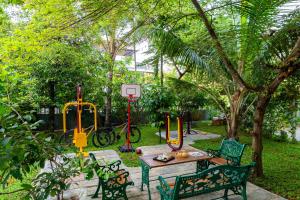 Vintage Retreat by ELIVAAS 5-BHK Riverfront Heritage Villa