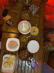 Noname Hostel And Cafe
