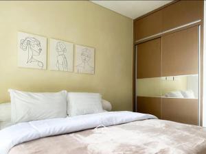 Central park Mall and neo soho mall connected luxurious 2 bed room apartment 67 sqm hotel grade facilities at central park residence apartment