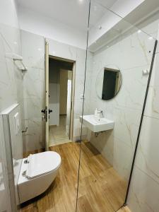 Foti Rooms