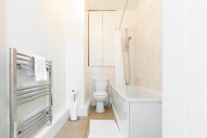 Brilliantly Located Studio Flat in Earls Court