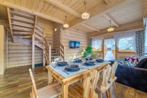 Domek w Białce z JACUZZI w ogrodzie