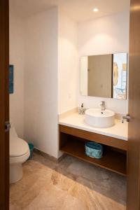 Charming 2BR Apt in Central Playa del Carmen