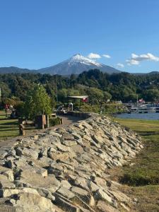 Apartment in Pucón with views of the lake and the volcano
