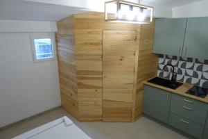 Joli studio avec piscine