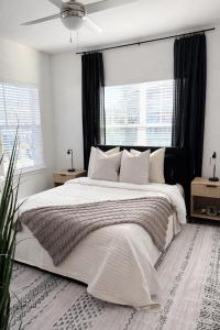 Boho Boutique Retreat - Pool - Gym - Private Patio