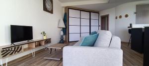 Appartement face golf et océan