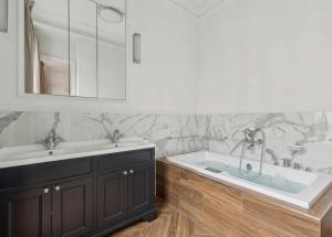 2BR Segur Place des Invalides