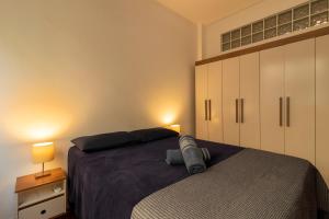 Apartamento 450m Praia do Flamengo - 400m do metrô, restaurantes e bares