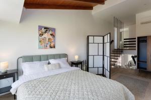 Serenity Villa 1 with Jacuzzi & Gym