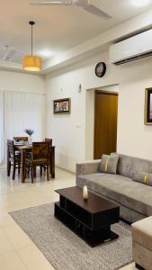 Cozy 2 BHK Apartment In Gift City Like Home