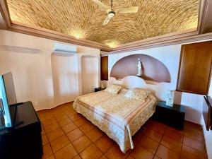 MiraLago Pool Paradise