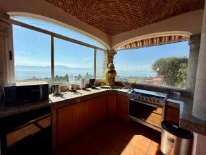 MiraLago Pool Paradise