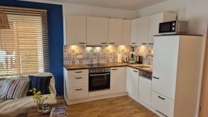 neu renoviertes schwimmendes Ferienhaus Fischland Floating Houses