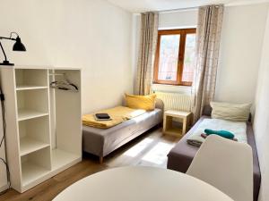 RuheZeit - Ferien- & Monteurwohnung mit Terrasse & Parkplatz bei Radolfzell am Bodensee