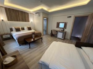 Line Suite Hotel