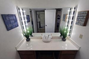 Lake Hamilton Haven Waterfront View Pool & Pickleball Access