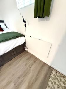 Central close to trails shopping downtown