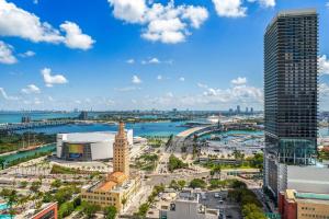 501 First Miami 2BR I 2BA Corner Ocean View #2912