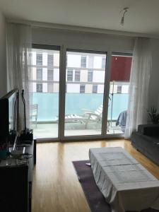Private room in new apartment in Lancy