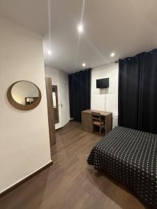 Victory Hotel Galou