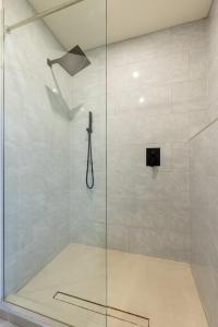 Modern King-Size Guest Suite with AC