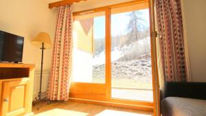 Résidence Parc Aux Etoiles - CH28PAE - CHALET TRIPLEX T5 - TERRASSE - 7 PERS MAE-2104