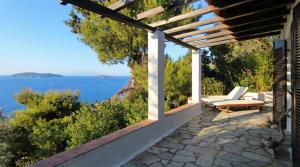 Villa Nikis Skiathos near beach and with sea view