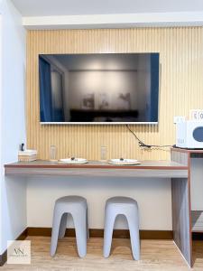 Viridians Nest Staycation - 1BR with Samal View & Balcony near SM Ecoland