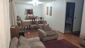 Casa cómoda y acogedora en barrio residencial