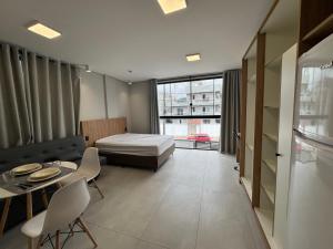 Studio próximo ao expocentro, com estacionamento