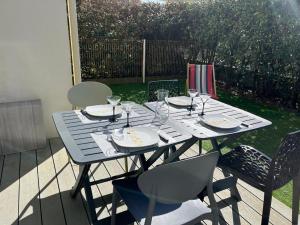 Ravissant T2 à la plage centrale - 4 pers. - FR-1-413-270