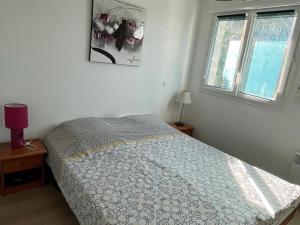 Ravissant T2 à la plage centrale - 4 pers. - FR-1-413-270