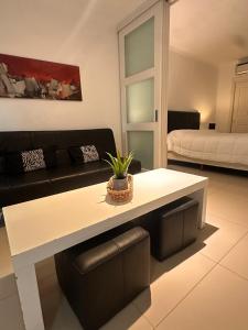 Genial apto en Solanas, piscinas climatizadas, verdes y relax